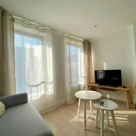 Daire Saint Gengoulf - 2 People Center 1 Bedroom - 44 M2